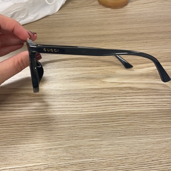 Gucci sunglasses - Picture 2 of 5